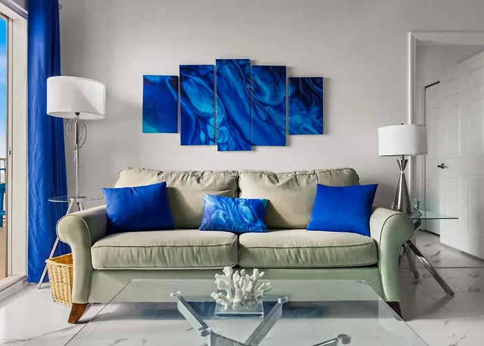Crystal Shores 202