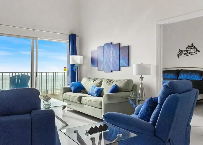Crystal Shores 202 Holiday home