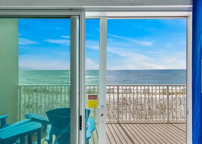 Holiday home Crystal Shores 202